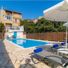 5 bedroom villa with pool, near Acharavi, sleeps 9